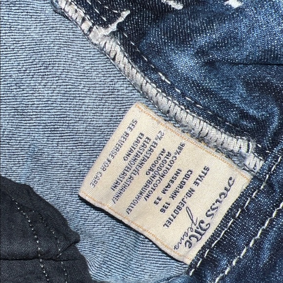 Miss Me Women's Distressed Blue Skinny Jeans Sz 28 - Picture 10 of 12